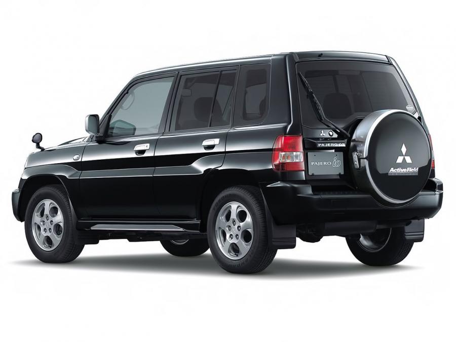  Mitsubishi Pajero iO 5-Door 2000 года  (фото 4 из 4)
